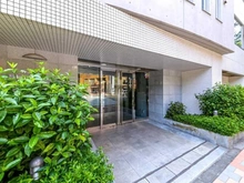 【東京都/新宿区西新宿】ラコント新宿セントラルパークアパートメント アプローチ