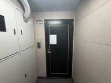 【東京都/渋谷区本町】ビューパレー新宿新都心 玄関