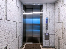 【東京都/調布市緑ケ丘】プラウド仙川緑ケ丘 共用部：エレベーター