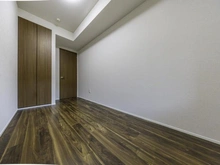 【東京都/世田谷区桜上水】桜上水ガーデンズ　 D棟 洋室：約4.8帖