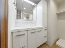 【東京都/世田谷区上祖師谷】コスモグランリュクス世田谷 洗面室