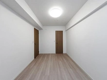 【東京都/世田谷区上祖師谷】コスモグランリュクス世田谷 洋室