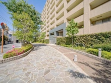 【東京都/世田谷区上祖師谷】コスモグランリュクス世田谷 エントランス