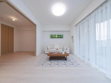 【東京都/世田谷区桜上水】桜上水ガーデンズ I棟 リビング・ダイニング：(左)洋室