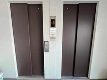 【東京都/世田谷区南烏山】ネオコーポ芦花公園 C棟 共用施設：エレベーター