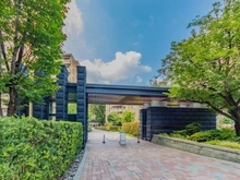 【東京都/世田谷区桜上水】桜上水ガーデンズ G棟 エントランスゲート