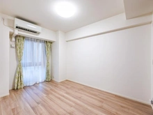 【東京都/調布市緑ケ丘】プラウド仙川緑ケ丘 洋室：約6.5帖