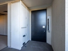 【東京都/世田谷区粕谷】パークホームズ蘆花公園エアリーコート ポーチ