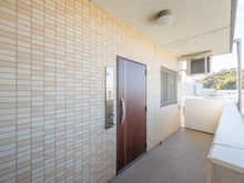 【神奈川県/川崎市多摩区枡形】ドメスセレーナ向ヶ丘遊園II 玄関