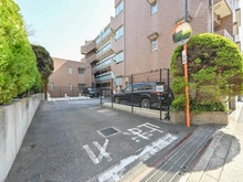 【東京都/世田谷区桜丘】パークハウス世田谷桜丘 駐車場：（有償）