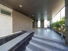 【東京都/世田谷区経堂】グランドベイス経堂レジデンス アプローチ