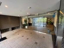 【東京都/世田谷区桜丘】グランスイート世田谷桜丘 エントランス