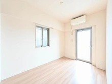 【東京都/狛江市岩戸南】パレステージ狛江 洋室：洋室：6.0帖（南・東側）
