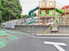 【東京都/世田谷区赤堤】クリオ世田谷松原ザ・クラシック あかつつみ幼稚園（現地より約390m）：
