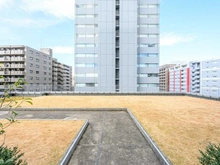 【神奈川県/横浜市西区花咲町】横浜MIDベースタワーレジデンス コミュニテイ広場