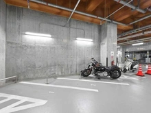 【神奈川県/横浜市西区花咲町】横浜MIDベースタワーレジデンス バイク置場
