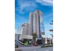 【東京都/小金井市本町】プラウドタワー武蔵小金井クロス ウエスト 小金井市役所第2庁舎（現地より約230m）