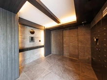 【東京都/世田谷区代田】デュオステージ下北沢 エントランス：オートロックでセキュリティー◎