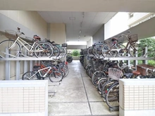 【千葉県/市川市市川南】パークシティ市川 B棟 駐輪場