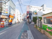 【東京都/世田谷区桜丘】プラウド世田谷桜丘 農大通り（商店街）（現地より約460m）