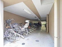 【東京都/豊島区西巣鴨】コニファーコート・ロジワール 駐輪場