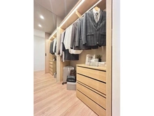 【東京都/品川区東五反田】パークタワーグランスカイ 収納：ウォークインクローゼット