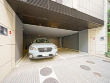 【東京都/杉並区荻窪】プラウド荻窪三丁目 駐車場