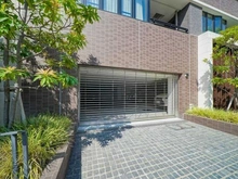 【東京都/品川区東五反田】オープンレジデンシア高輪台 駐車場入り口