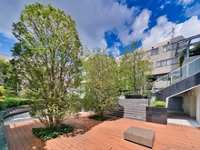 【東京都/港区白金台】プラウドタワー白金台 敷地内