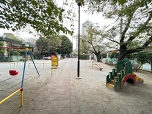 【東京都/港区白金台】プラウドタワー白金台 相生広場（現地より約470m）