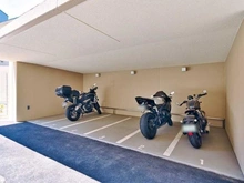 【東京都/渋谷区広尾】サンウッド広尾 バイク置き場