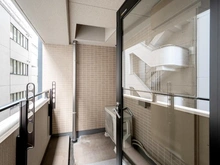 【東京都/中央区八丁堀】インプレスト東京八丁堀ル・サンク バルコニー