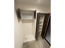 【東京都/中央区日本橋堀留町】ファミール日本橋グランスイートプラザ 洗面所：洗面所には収納があります