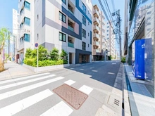 【東京都/中央区東日本橋】グリーンパーク東日本橋リバーテラス 前面道路