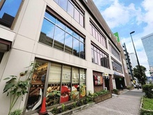 【東京都/中野区本町】ナイスアーバン中野坂上 ライフ中野坂上店（現地より約400m）