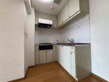 【東京都/中央区日本橋人形町】セブンビル キッチン：リフォーム前の現況写真になります。