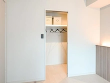 【東京都/中央区日本橋人形町】リガーレ日本橋人形町 洋室：収納