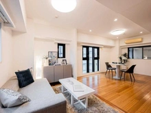 【東京都/中央区東日本橋】グリーンパーク東日本橋リバーテラス リビング・ダイニング：※家具・調度品は販売価格に含まれておりません