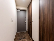 【東京都/中央区新川】クレヴィア東京八丁堀新川ザ・レジデンス 玄関