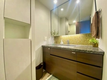 【東京都/中央区東日本橋】ザ・パークハウス東日本橋 洗面室：※家具調度品等は販売価格に含まれません。