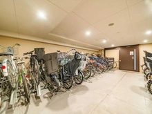 【東京都/中央区日本橋富沢町】プラウド人形町 駐輪場