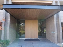 【東京都/世田谷区成城】ザ・パークハウス成城彩景 エントランス