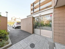 【東京都/世田谷区成城】ザ・パークハウス成城彩景 サブエントランス