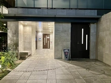 【東京都/世田谷区千歳台】プラウド世田谷千歳台 サブエントランス