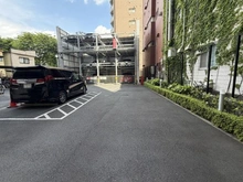 【東京都/豊島区池袋】ダイレクトタワー池袋要町 駐車場