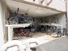 【東京都/世田谷区大蔵】ハイホーム砧公園 駐輪場