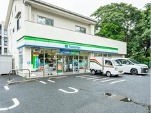 【東京都/練馬区羽沢】リビオ氷川台 ファミリーマート　羽沢三丁目店（現地より約90m）