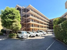 【東京都/狛江市岩戸南】ライオンズマンション喜多見 共用部：専用駐車場