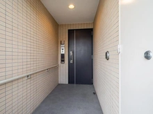 【東京都/狛江市東野川】ライオンズステージ喜多見ガーデンシティ 玄関