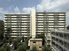 【東京都/世田谷区上用賀】パシフィック馬事公苑前 1号棟 外観